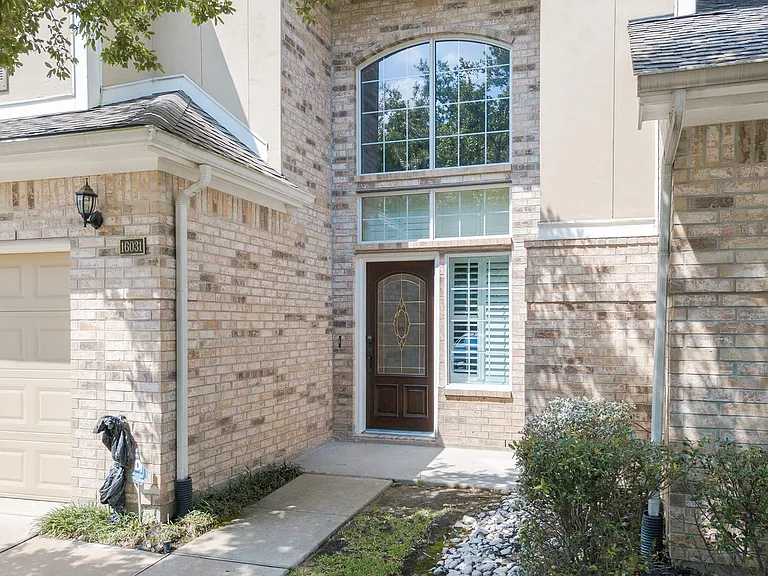 16031 Cassandra Park St — Photo 33