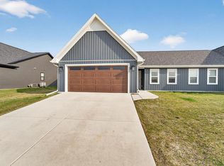 340 Lilac Lane, Stoughton, WI