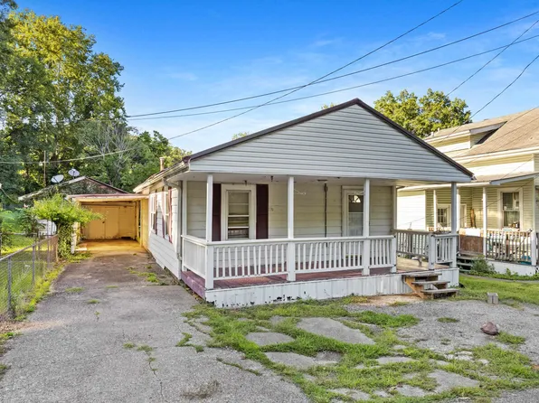 1017 Geiger Ln, Ashland, KY 41101