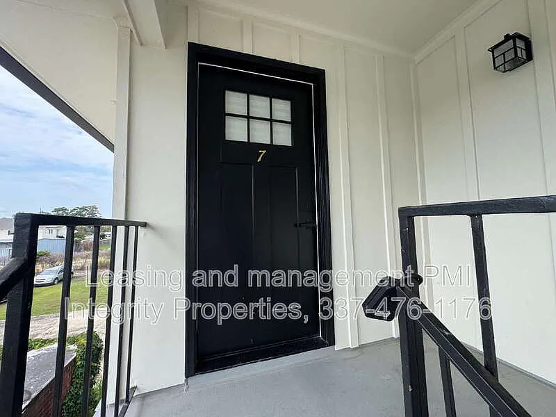 1 bed, 1.0 bath, 800 sqft, $1,100 — Photo 3