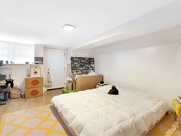 2nd image of 155 E 29th St #1