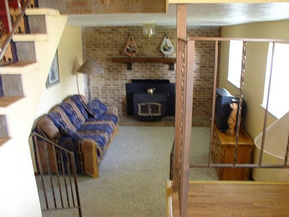 Tri-level family room