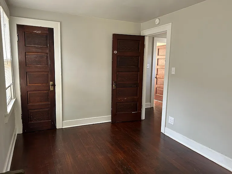 712 S Cameron St — Photo 12