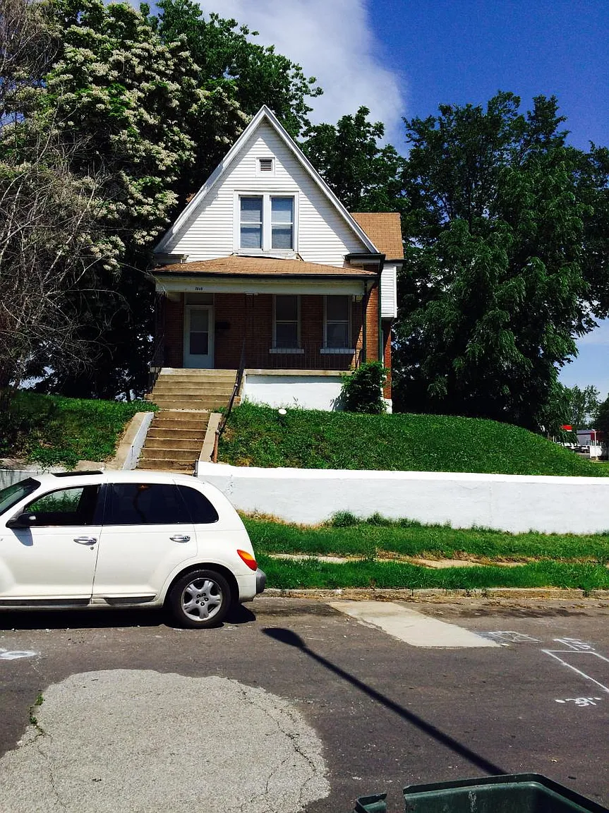 5649 Summit Pl photo 1
