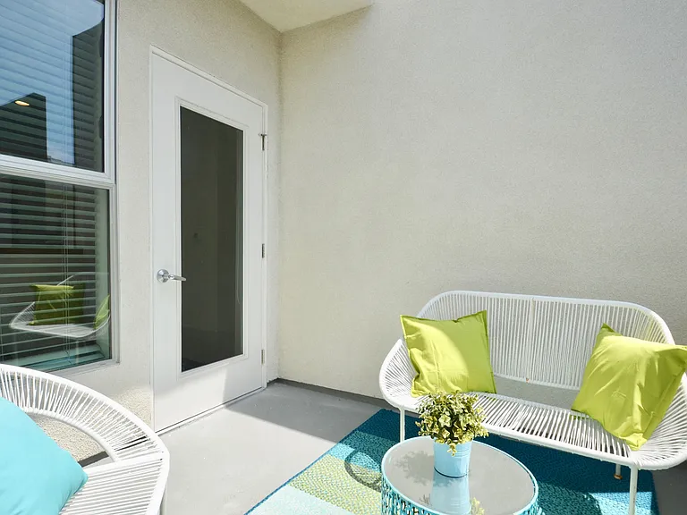 Lido Apartments - 4025 Grandview — Photo 43