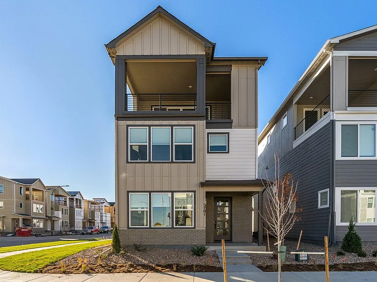 5701 Van Gordon St — Photo 16