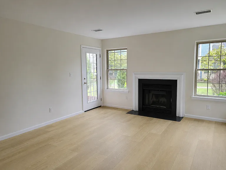 27 Lear Ct — Photo 39
