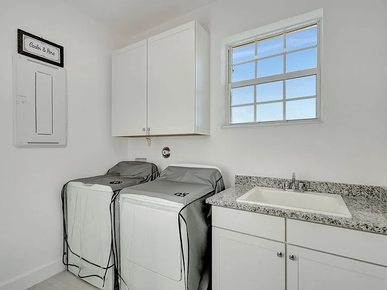 1396 Bushel Creek Xing — Photo 17