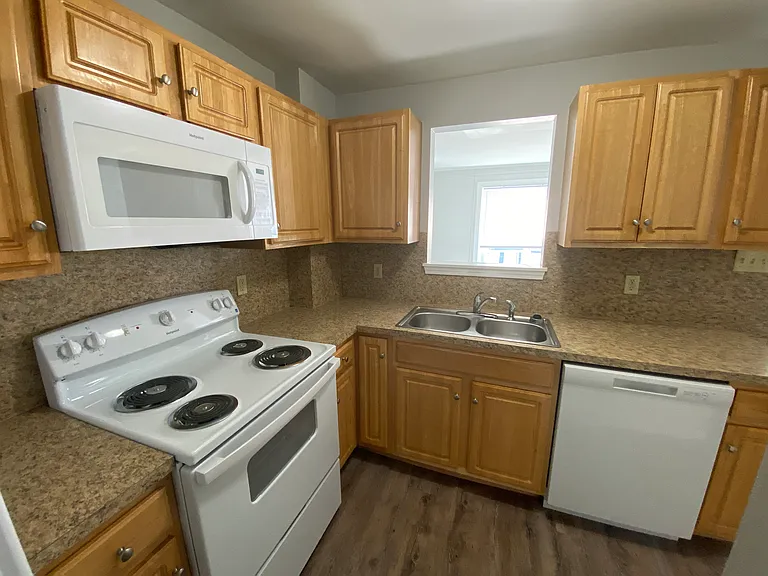 123 Porter Ave #2 — Photo 7