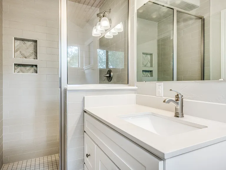2233 Wood Hollow Rd — Photo 23