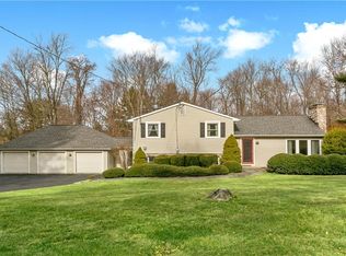 17 Adams Rd, Ossining, NY 10562