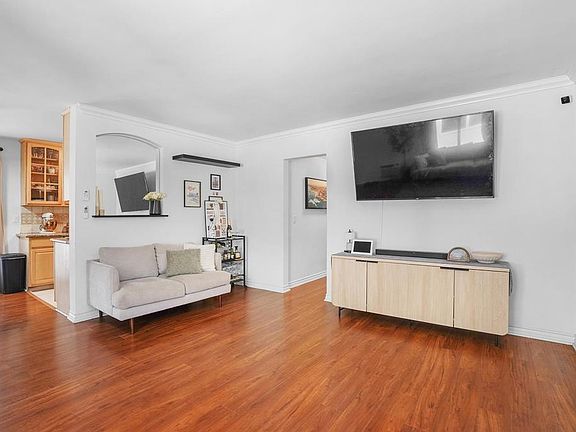 4th image of 4168 44th St Unit 7