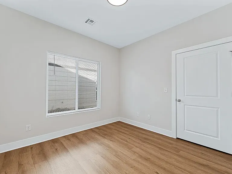 846 S Jay St — Photo 15