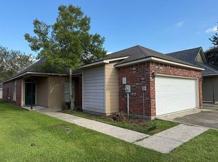 5525 Ducros Dr, Baton Rouge, LA 70820