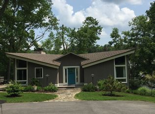127 Flat Top Lake Rd, Ghent, WV 25843