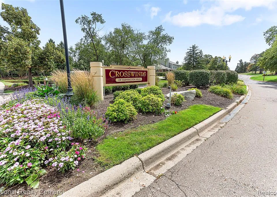 38860 Country Cir