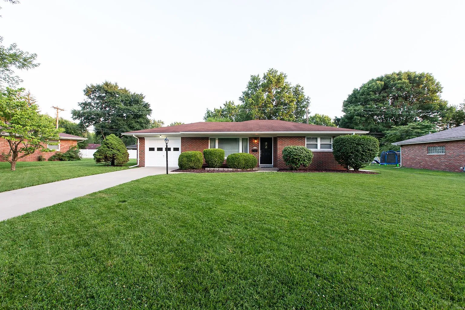 6 Winchester Dr photo 1