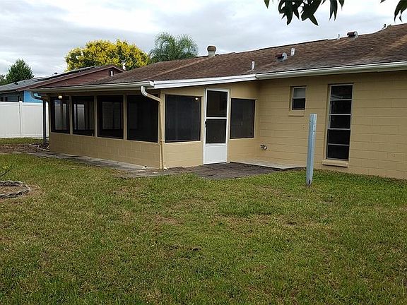 2nd image of 750 Royal Palm Dr