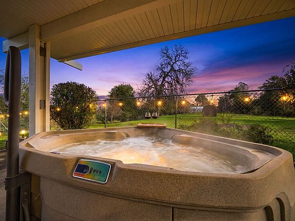 2nd image of 19690 Harp Rd