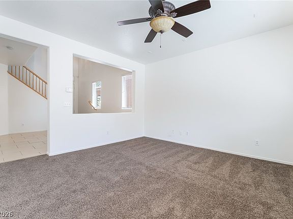 5th image of 4935 Gingerlyn St