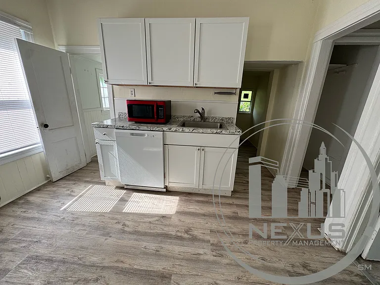 73 E Central St #3 — Photo 9