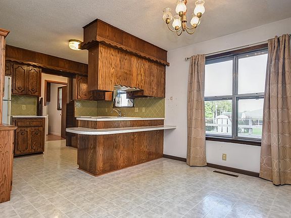 Kitchen/Dining