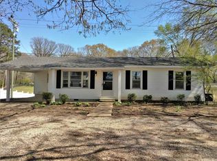 775 Old Montezuma Rd, Henderson, TN 38340