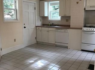 62 Church St #1, Wellesley, MA 02482