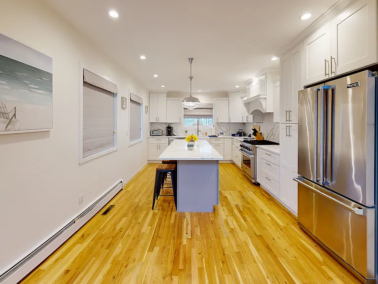 18 Park Cir — Photo 7