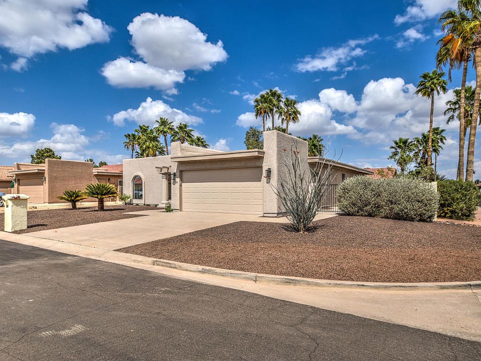 1st image of 26629 S Eastlake Dr