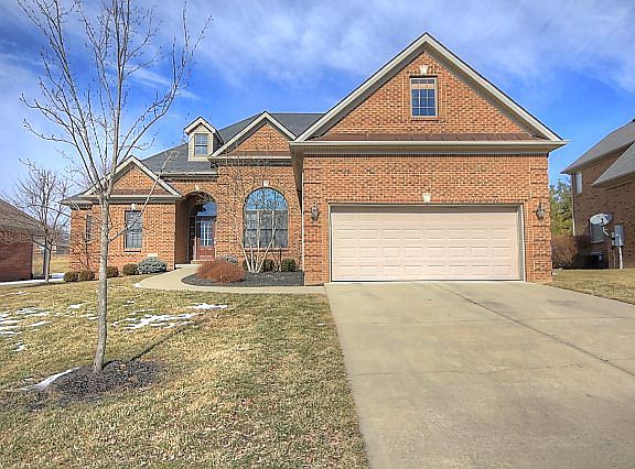 2nd image of 1024 Bay Colony Dr