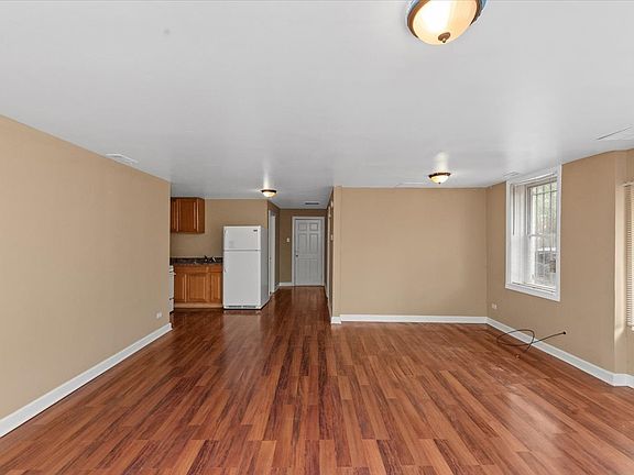 2nd image of 3000 S Kedvale Ave #1F