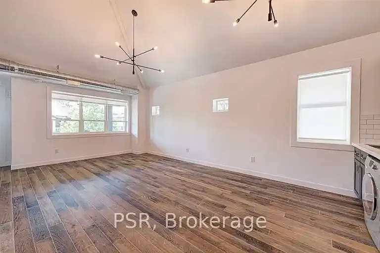 89 Hammersmith Ave #2 — Photo 6