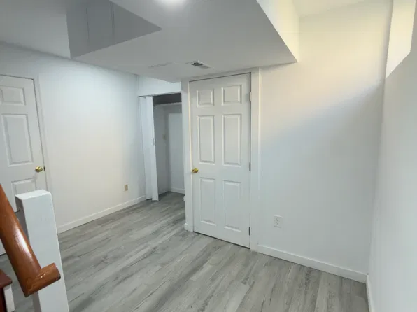 310 N Dupont Rd APT 2, Wilmington, DE 19804
