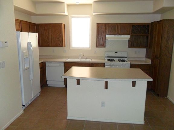 2nd image of 4319 Bassae Temple Ave