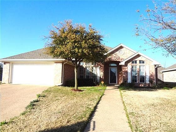 1st image of 2913 Whistler Dr
