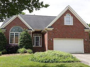 208 Serence Ct, Cary, NC 27518