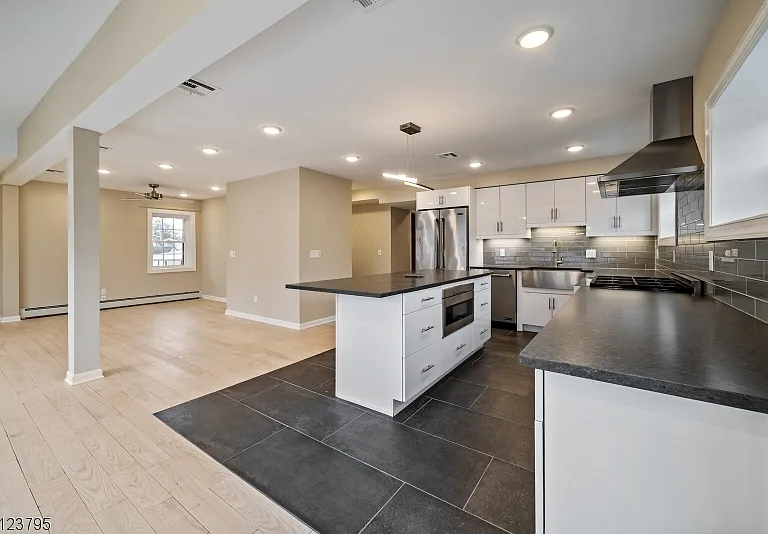 480 Parkway Dr #1 — Photo 11