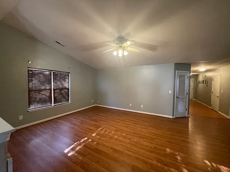6706 Rubin Lura Ct — Photo 5