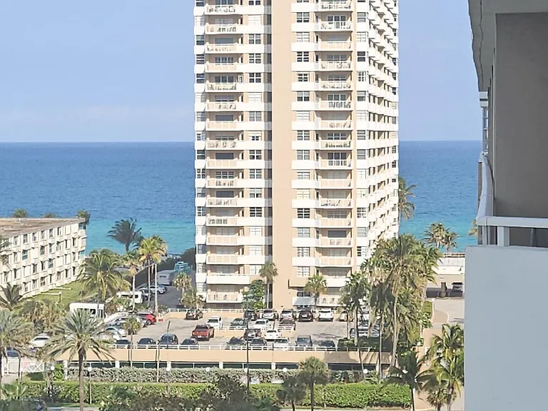 1965 S Ocean Dr #9 — Photo 48