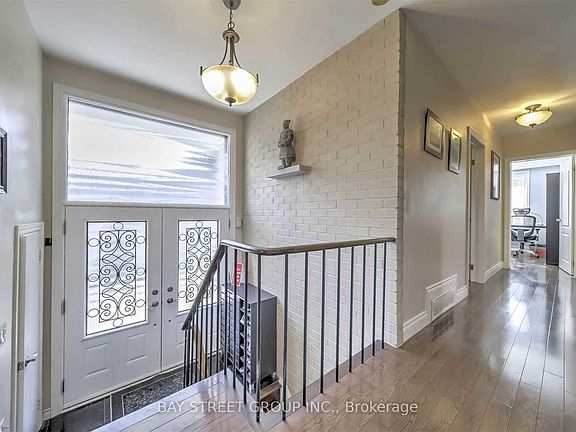 3rd image of 33 Heathview Ave