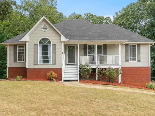225 Pine Knoll Dr, Trussville, AL 35173