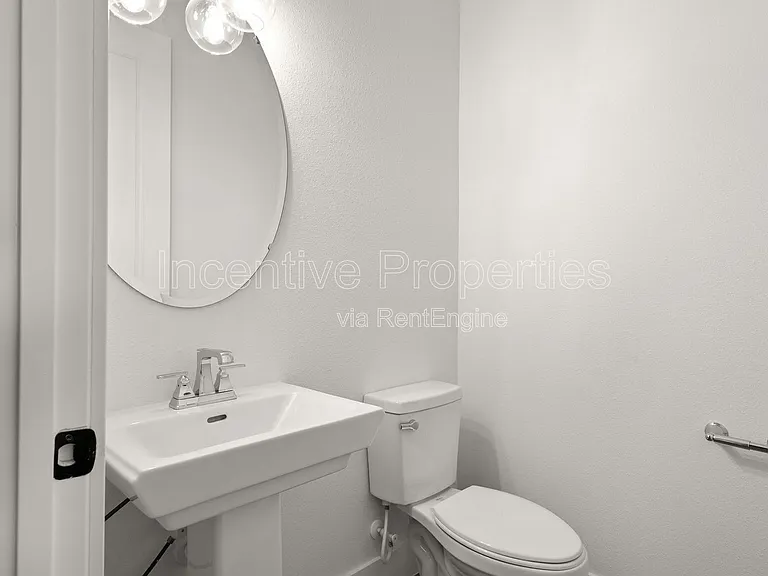526 S Grandview Ave — Photo 27