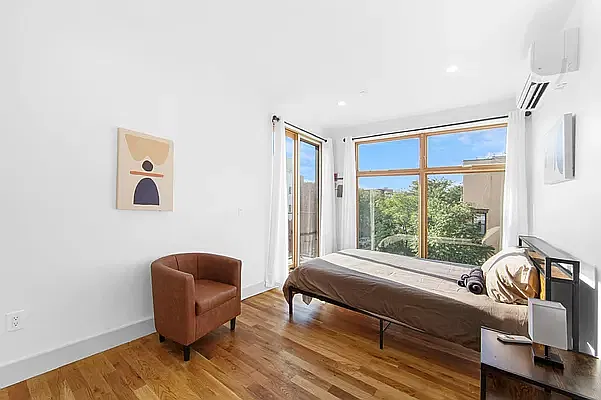 Bedroom, photo 4