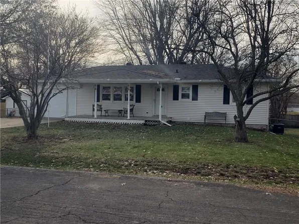 126 Santa Fe Ave, Lawson, MO 64062