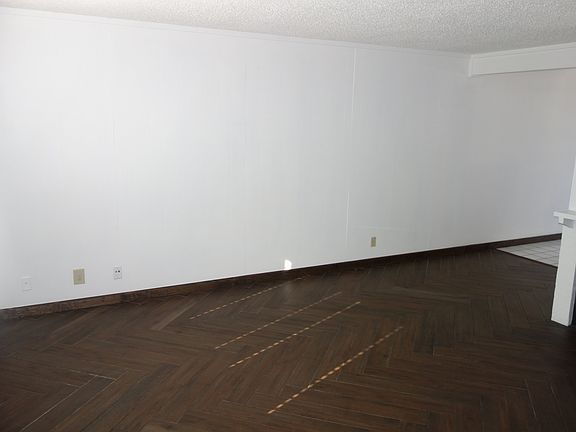 Livingroom view looking North