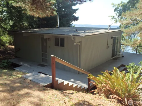 2310 N Herron Road NW, Lakebay, WA 98349