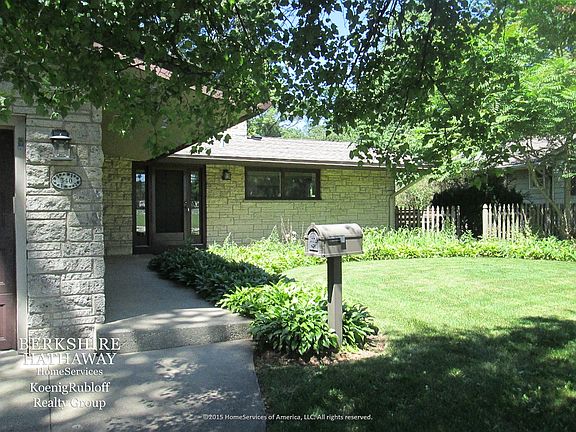 2nd image of 340 W Lincoln Ave