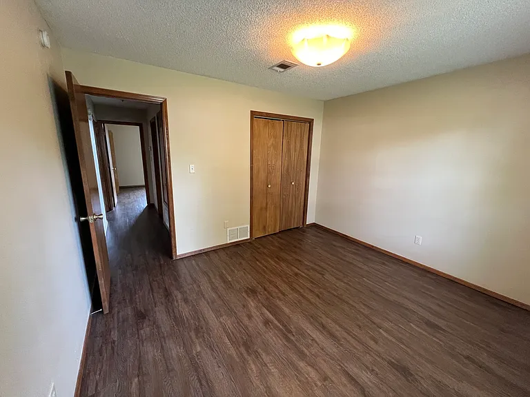 8107 Williamsburg Rd — Photo 20