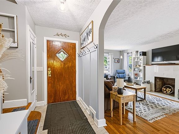 4th image of 170 Northmore Ave